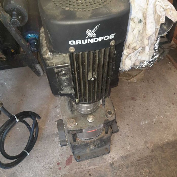 Pompa wody GRUNDFOS CR8-30 A-A-A-BUBE