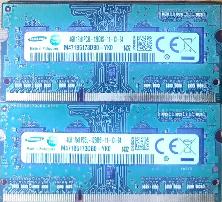 Пам'ять Samsung 8 GB 
2 планки (2* 4 GB) SO-DIMM DDR3L 1600 MHz.
Залиш