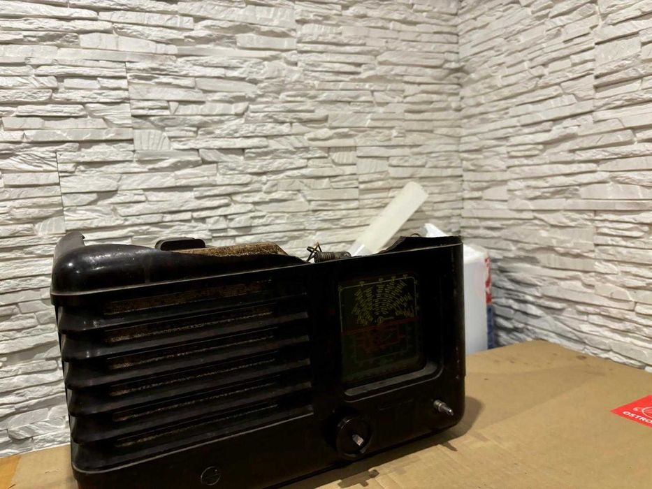 Radio lampowe Pionier (rozbitek)