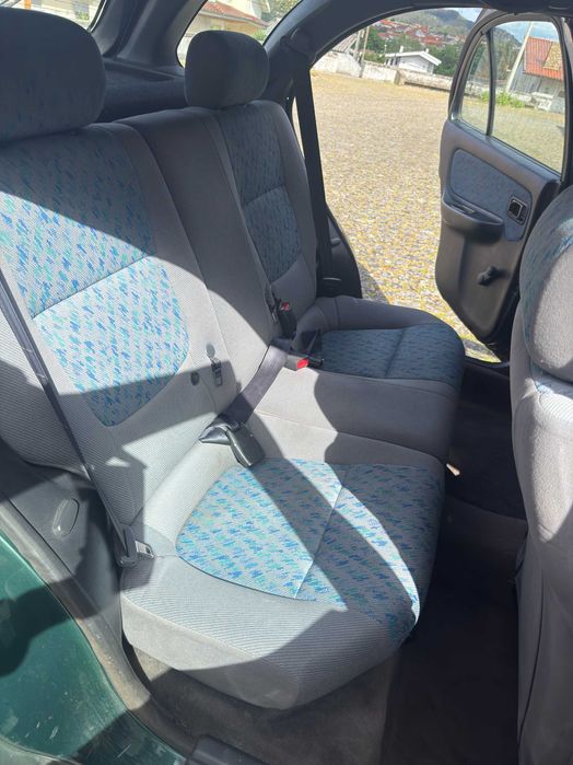 Nissan Almera I Hatchback (N15) 1.4 GPL - Bom Estado