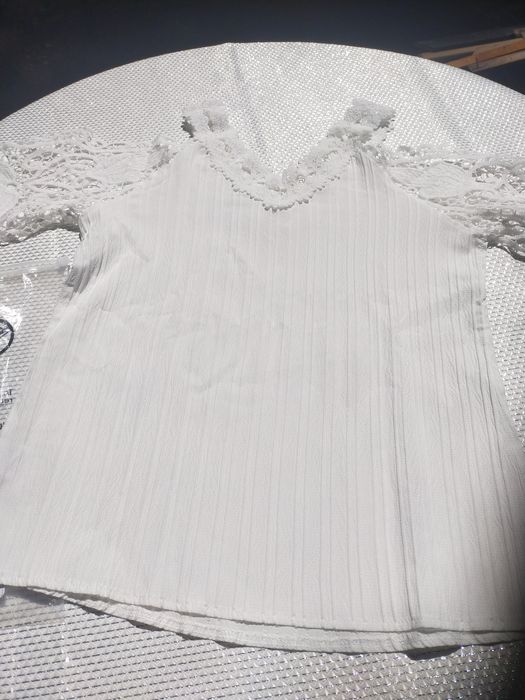 NOWA bluzka z odkrytymi ramionami. "Hiszpanka".