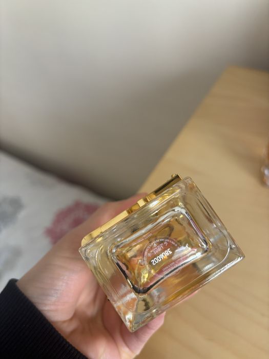 Libre Yves Saint Laurent