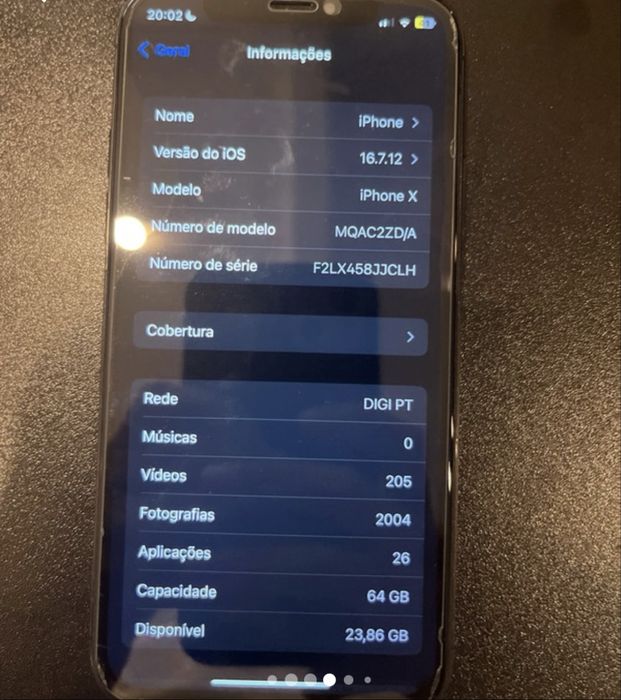 IPhone X com 3 capas