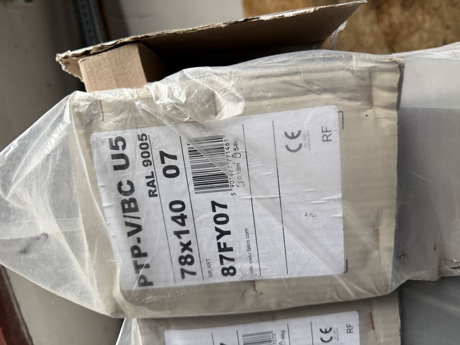 Fakro PTP V/BC U5 78x140 ral 9005