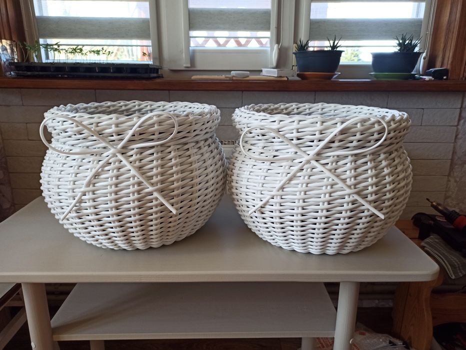 кашпо з ротангу ,