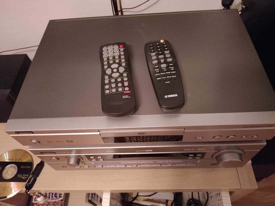 Amplituner Yamaha RX-v 540 plu DWD