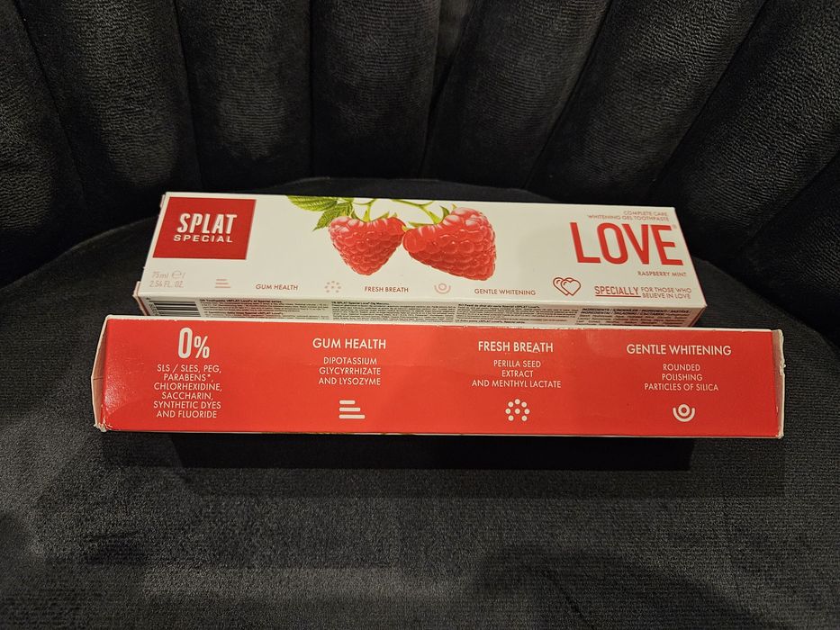 Pasta do zębów splat love