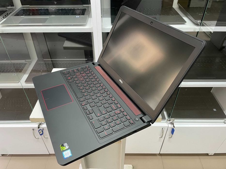 Ігровий Dell Inspiron 5577 [Core i7 7HQ] NVIDIA GTX 1050-4 GB Куліша 22