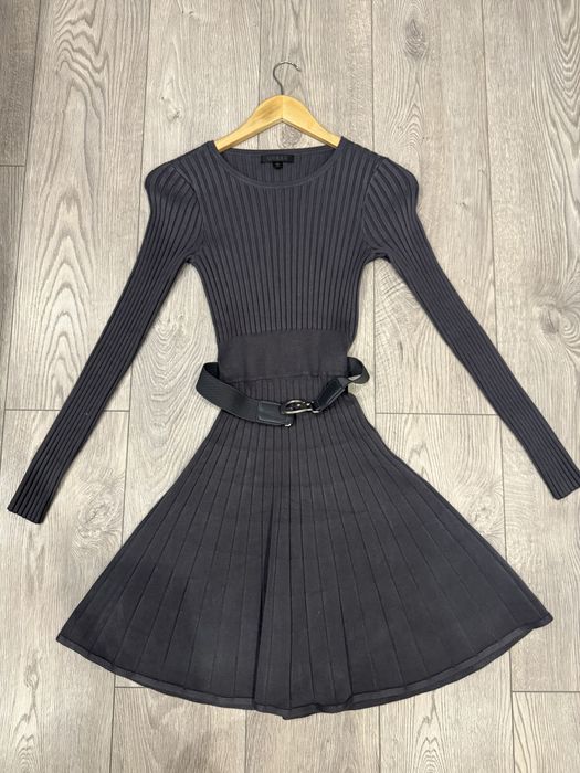 Трикотажна сукня GUESS