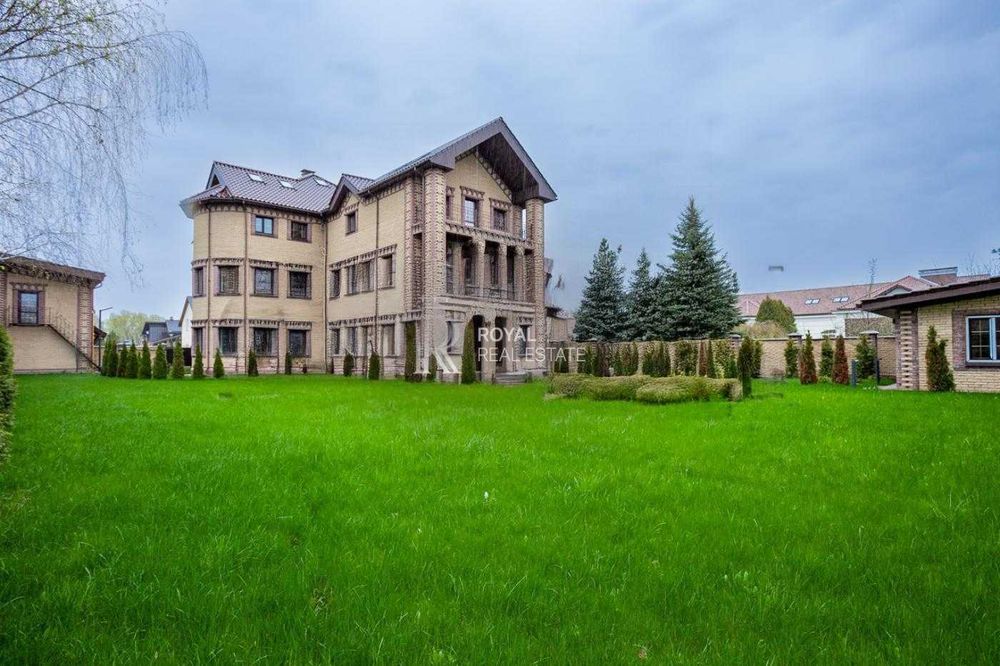 Оренда Будинок КМ «Монтана-Вілідж» Обухівський район 653 м² 9 спалень Басейн Сауна Кінозал Камін Газ Охорона