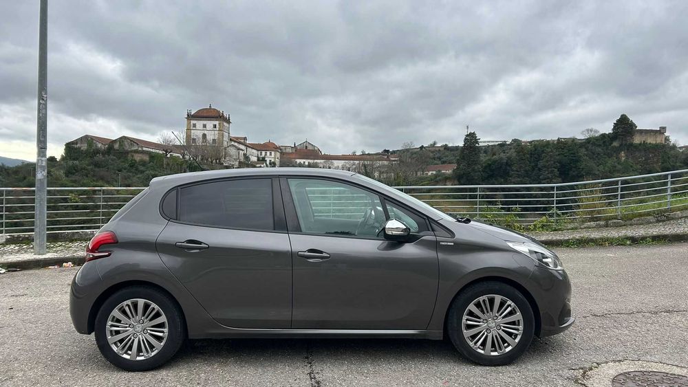 Peugeot 208 Style 1.2 PureTech 82 cv | 2018 | 74.000 km — photo 5