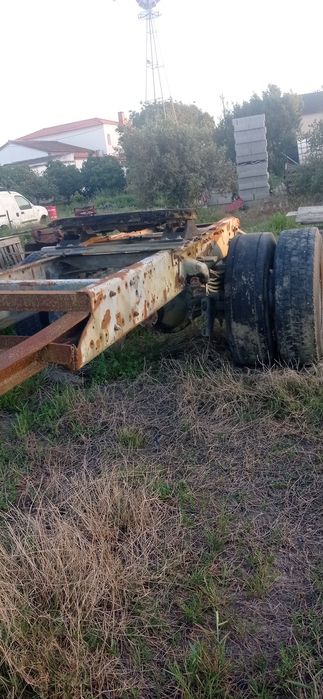 Quinta Roda para atrelar galeras de tomate ao trator