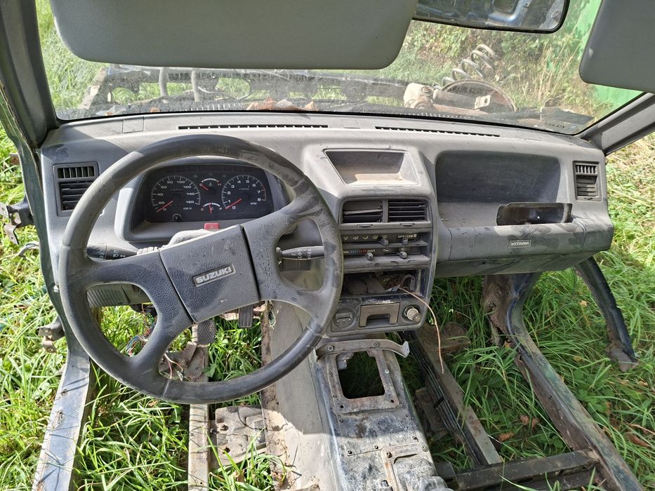 Suzuki vitara czesci karoseria  maska Tanio