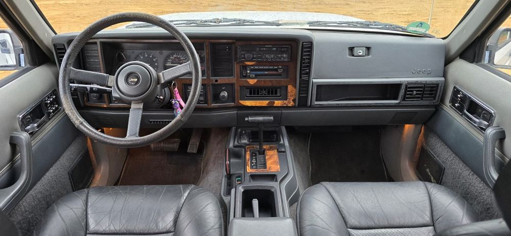 Jeep Cherokee XJ HIGH OUTPUT 1991 rok LIMITED 4.0 benzyna +lpg 185KM Zamiana