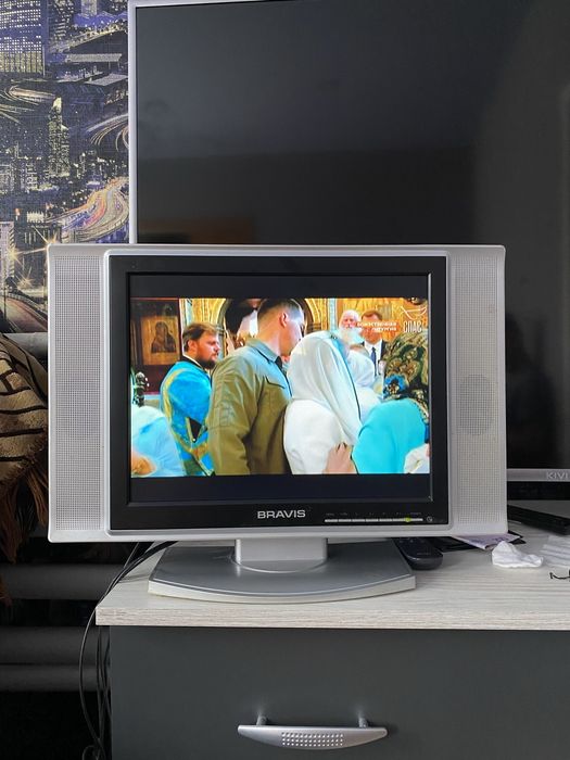 Телевизор LCD Bravis 1501