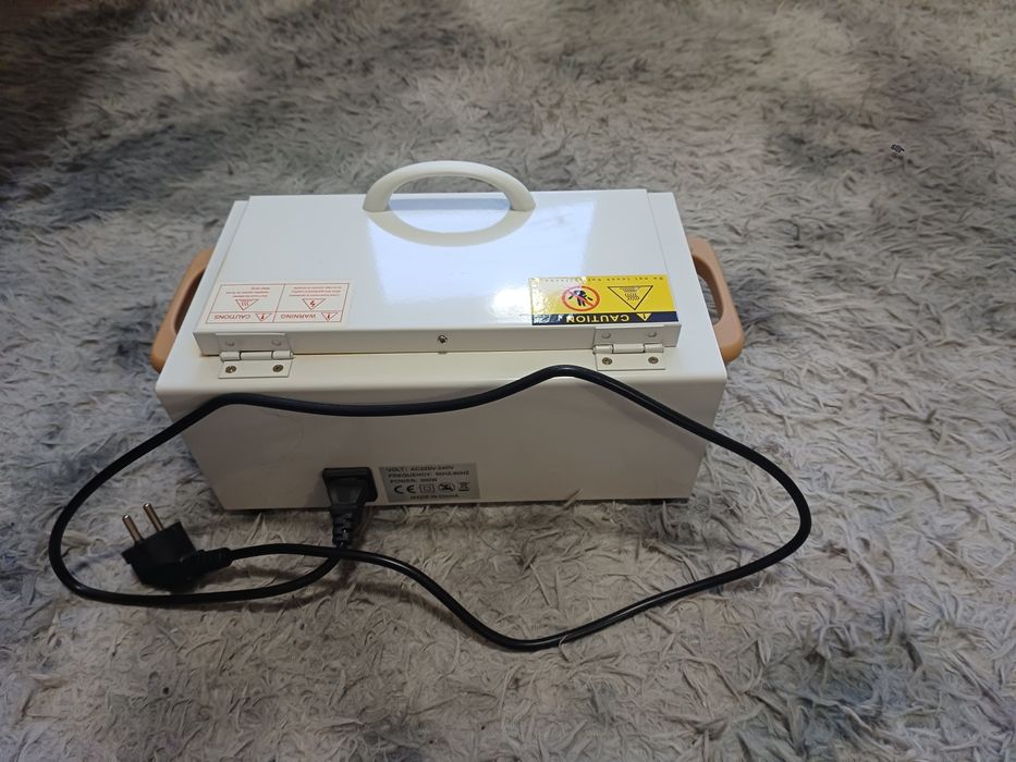 Стерилізатор для інстументів