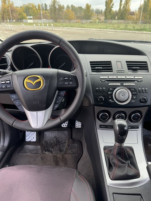Mazda 3 sped 3 2.3 бензин