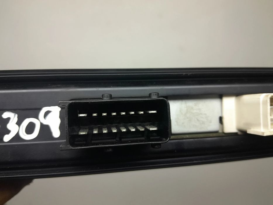 Amplificador de colunas PEUGEOT 607 (9D, 9U)
