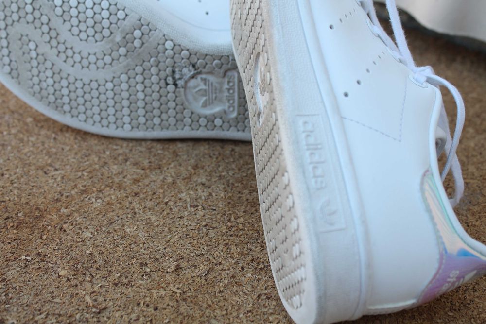 Sapatilhas adidas brancas "stan smith"