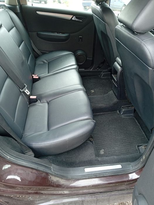 Vendo mercedes benz B180