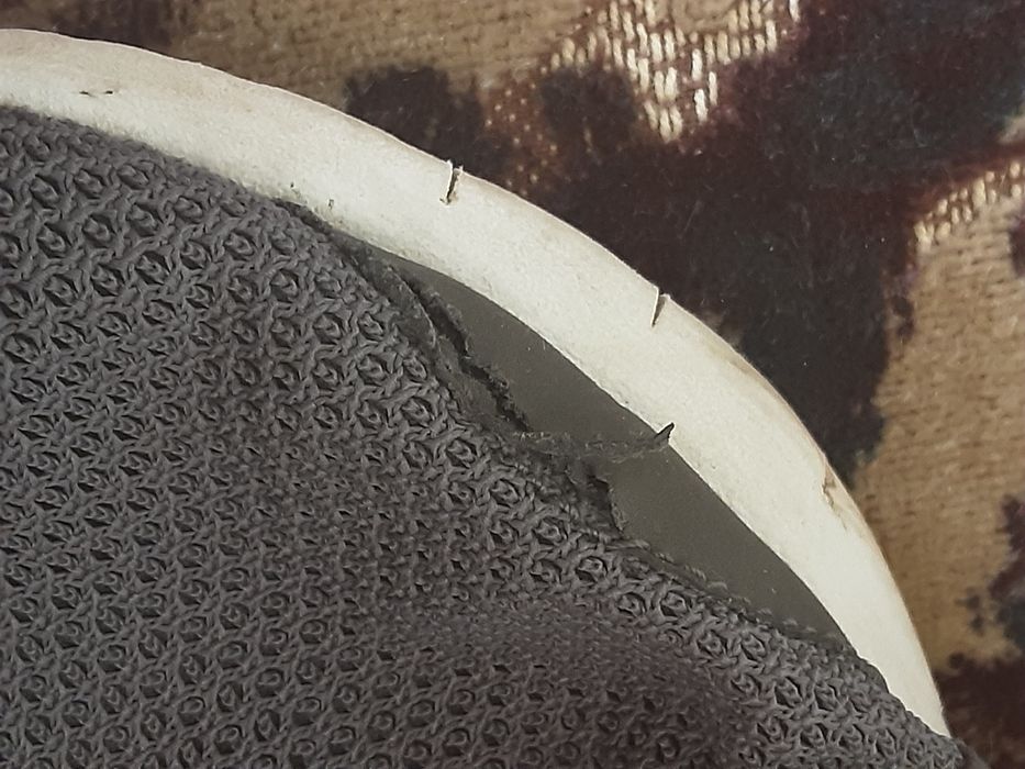 Nike Кросівки жіночи сірі лого р.38.5