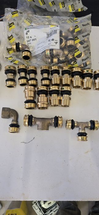 Kształtki hydrauliczne Viega Raxofix– kolana, trójniki, przejści