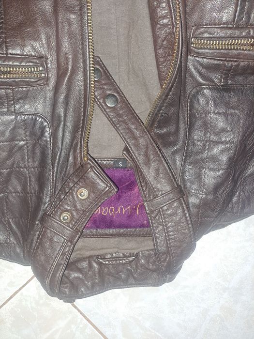 Casaco de couro castanho