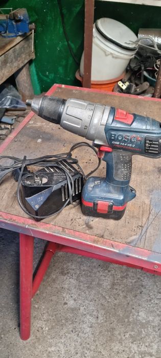 Wkrętarka z udarem Bosch