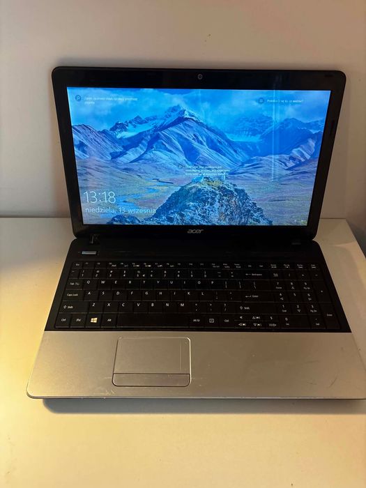 Laptop Acer Aspire E1-571G | SSD 256 GB | Torba i myszka w zestawie