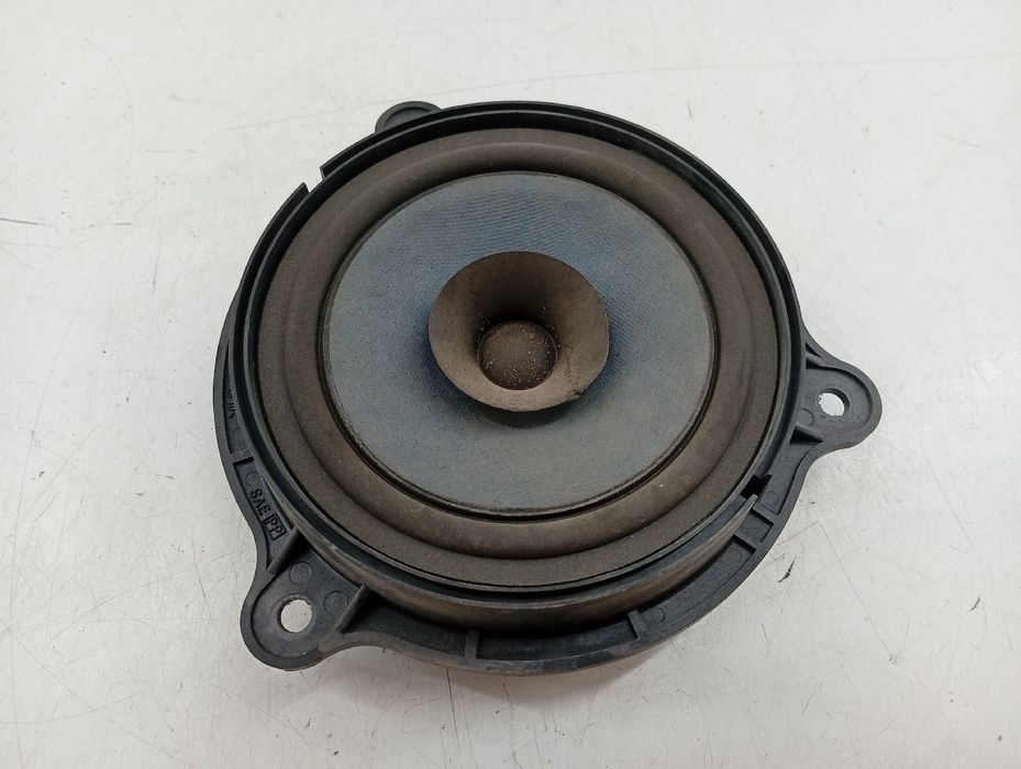 Coluna porta frente esquerda - NISSAN X-TRAIL (T30) | 01 - 13