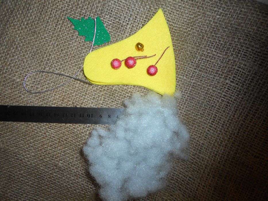 ёлочная игрушка из фетра  декор