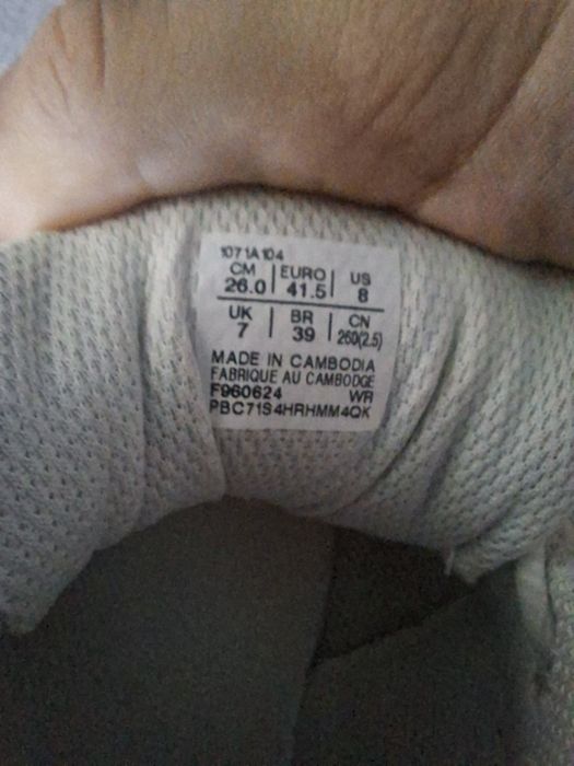 buty do siatkowki asics
