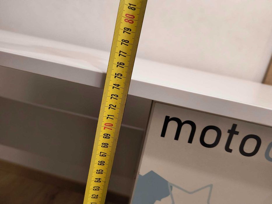 Sprzedam biurko młodzieżowe