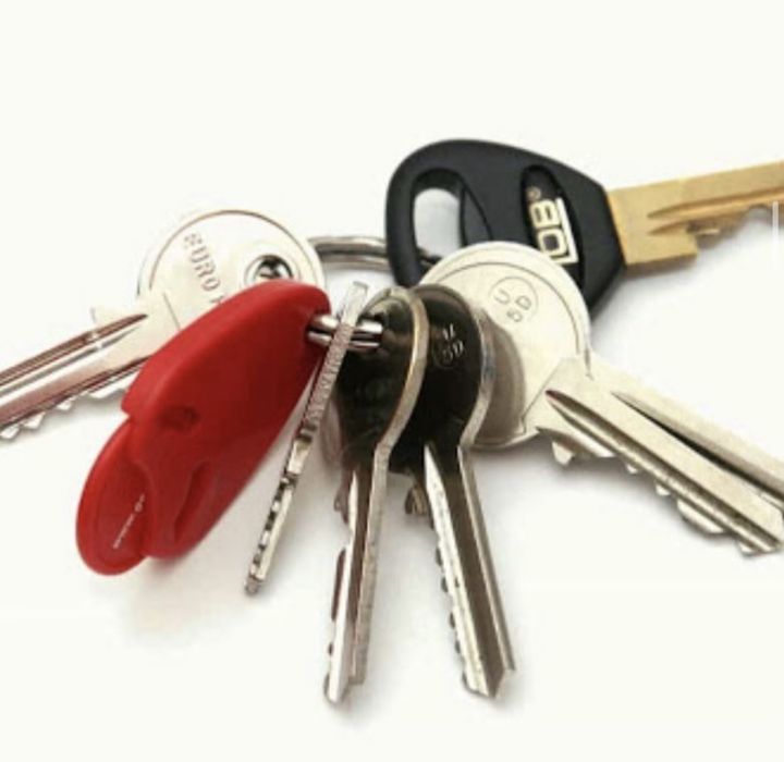 Ключі - виготовлення дублікатів/квартирні/домофоні