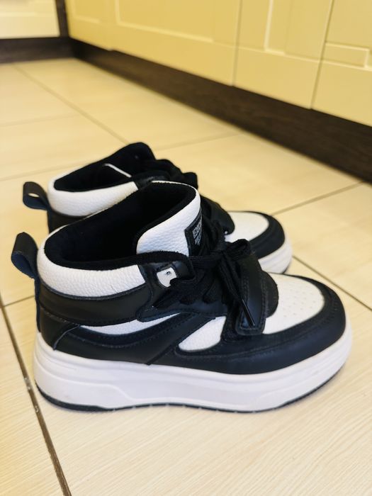 Демисезонные ботинки на девочку стелька 22