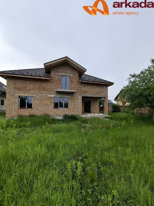 Продається будинок в котеджному містечку. До центру 15 хвилин.