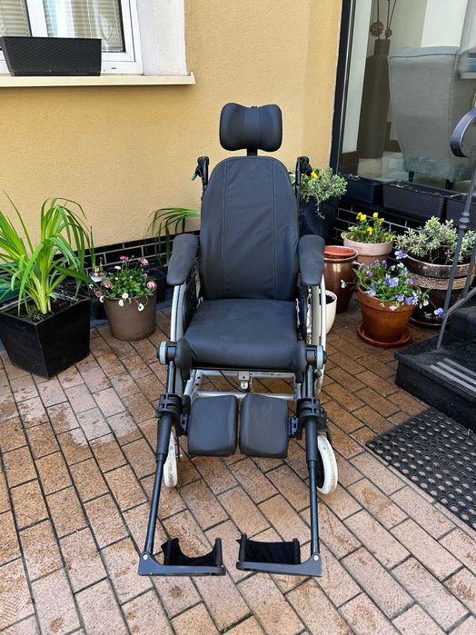 Wózek inwalidzki specjalny Rea Clematis