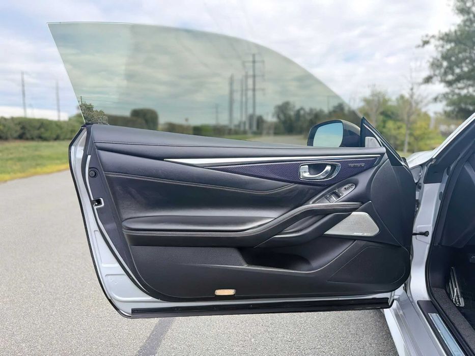 Infiniti Q60 3.0      2018
