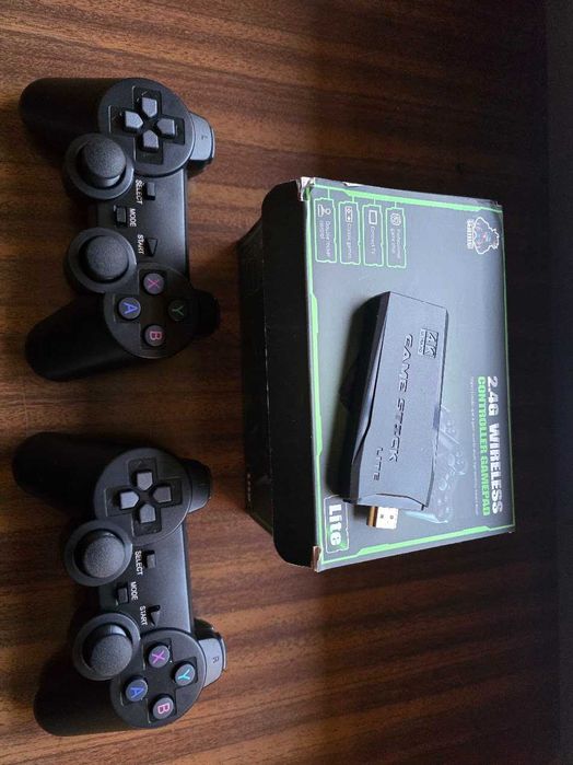 Consola Retro Game Stick 4K Lite – 10.000 Jogos + 2 Comandos Wireless