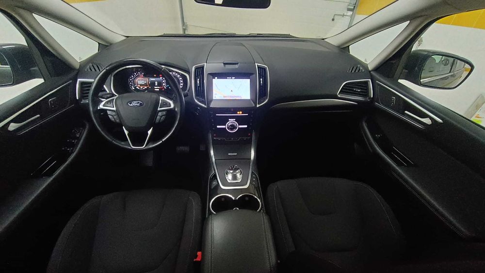 Ford S-MAX 2.0TDCI Titanium 7Lugares - Caixa Automática - Nacional
