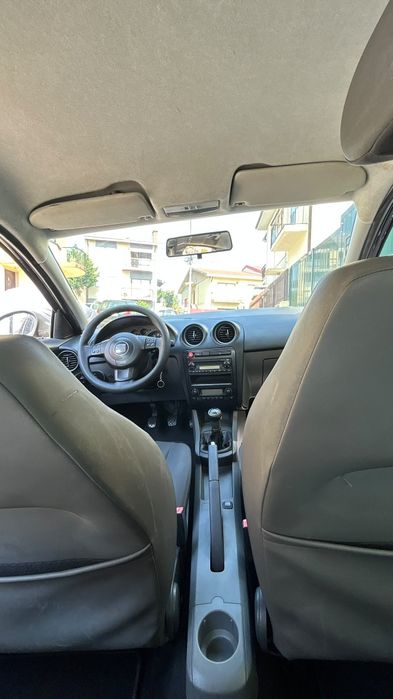Oportunidade! SEAT Ibiza 6l em ótimo estado