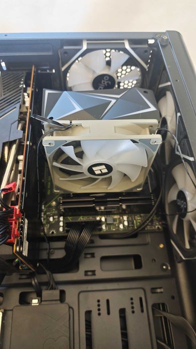 Sprzedam wydajny komputer PC – Idealny do pracy i rozrywki