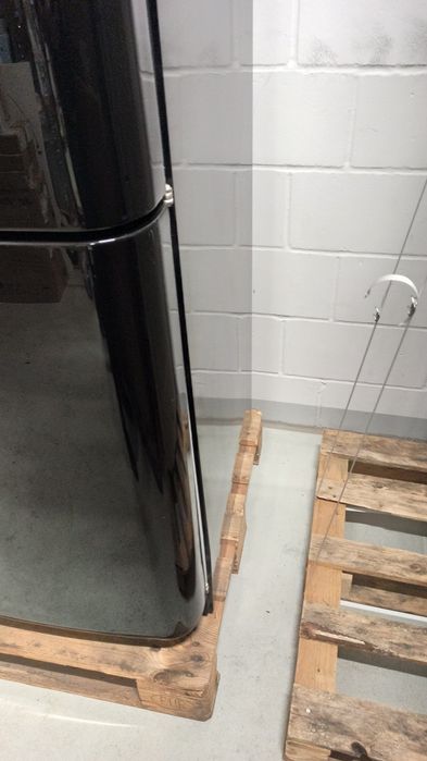 Lodówka SMEG FAB32RBL3 czarna, używana, sprawna