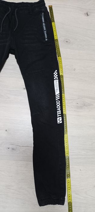 Зимові теплі джинси на хлопчика на зріст 164 см. на флісі