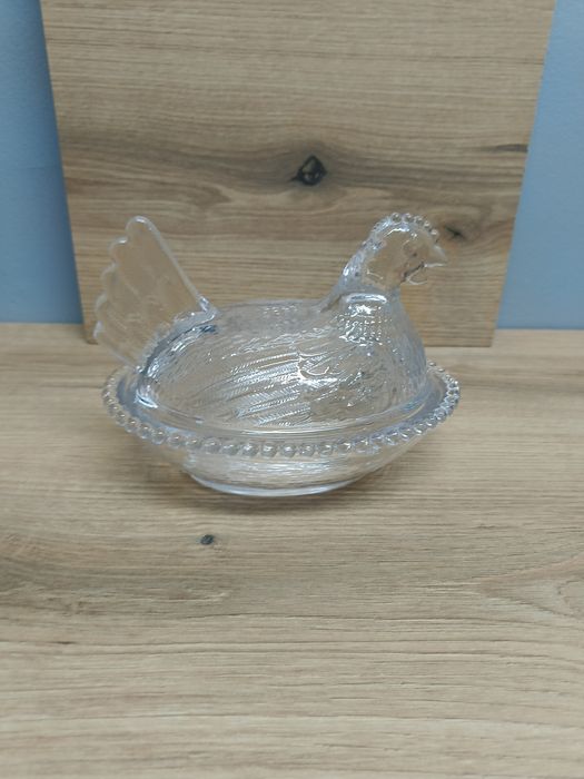 Maselniczka pojemnik kura szklana ozdoba na drobiazgi biżuterię
