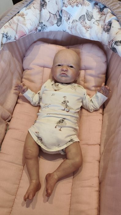 Lalka Reborn -stan idealny