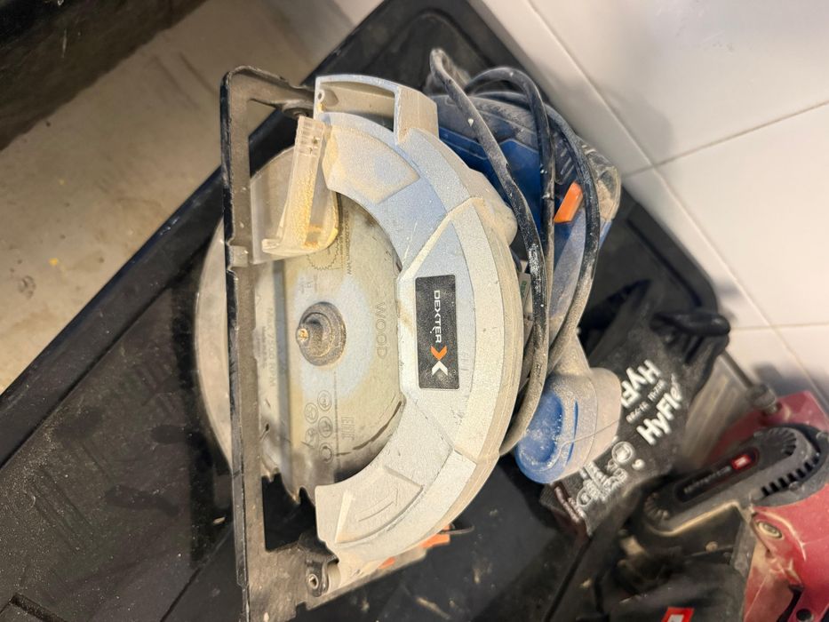 Ferramenta para venda de obra