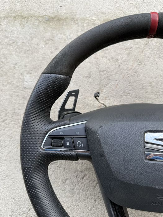 Volante seat leon 5 F cupra completo