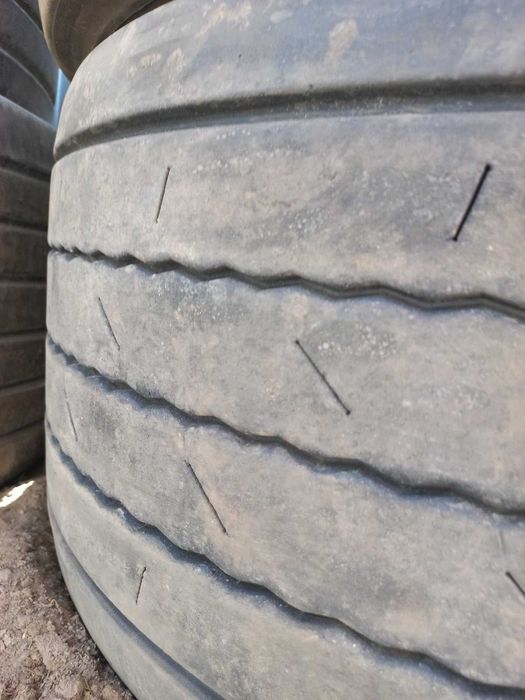 Шини MEGA  435/50R19.5  причіп БУ з Європи 9–13 мм 2022–2023 Continental  Київ Доставка Нова Пошта САТ