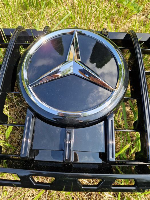 Решетка Mercedes-Benz ( GT Full Black ) SPRINTER W907 2017-2025 года